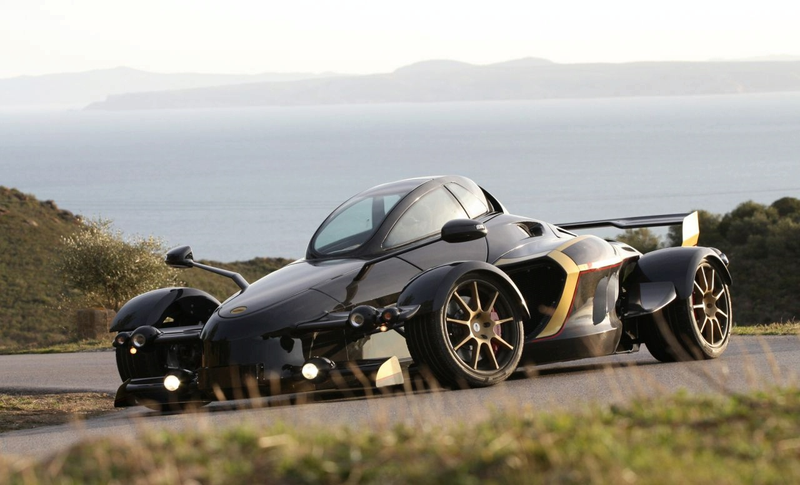 Illustration for article titled Tramontana R-Editon: Some F1 Racer Knocked Up a Jet